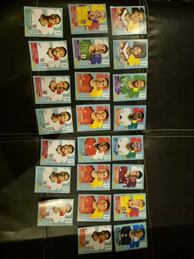 Colección de láminas de fútbol Panini 2023 - miniatura 2