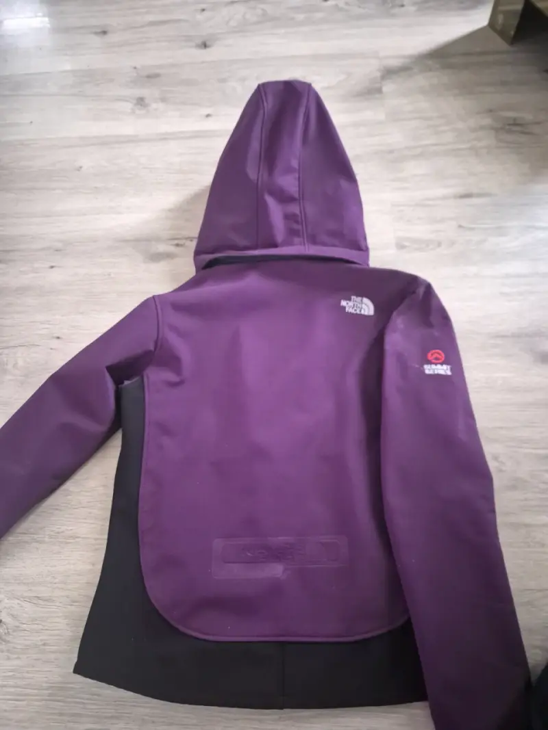 Chaqueta morada engomada mujer - 3
