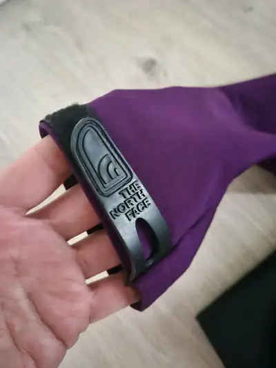 Chaqueta morada engomada mujer - miniatura 4