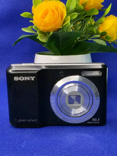 Cámara Sony Cyber-shot DSC S-2000 10.1 MP negra - miniatura 1
