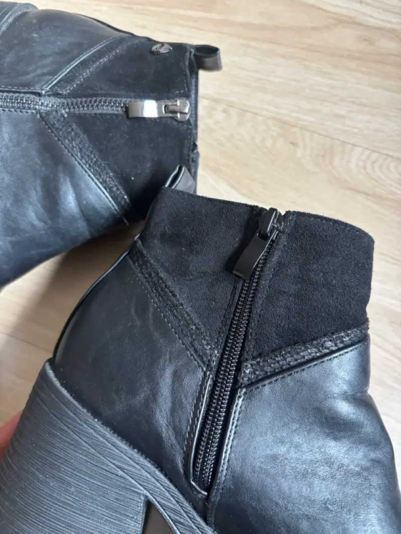 Botines negros de cuero con tacón alto - 3