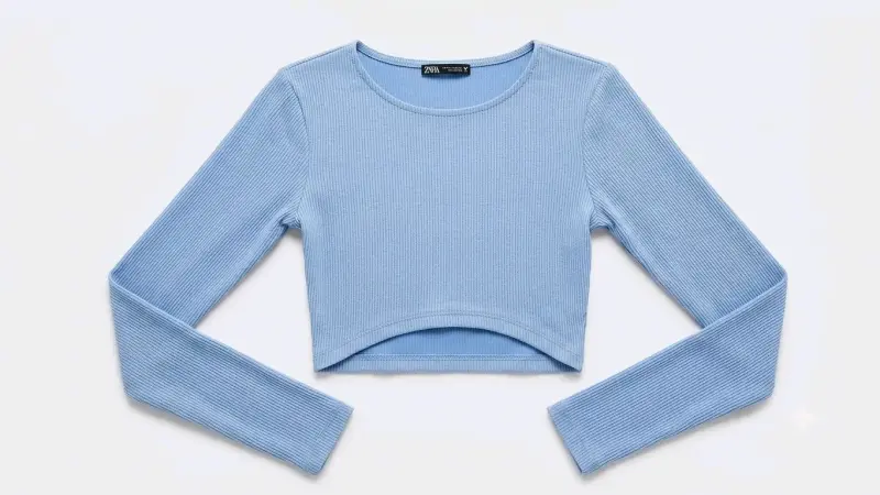 Crop top azul de manga larga Zara