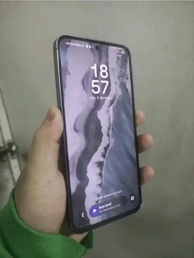 Samsung S24 FE 128 GB Negro - miniatura 1
