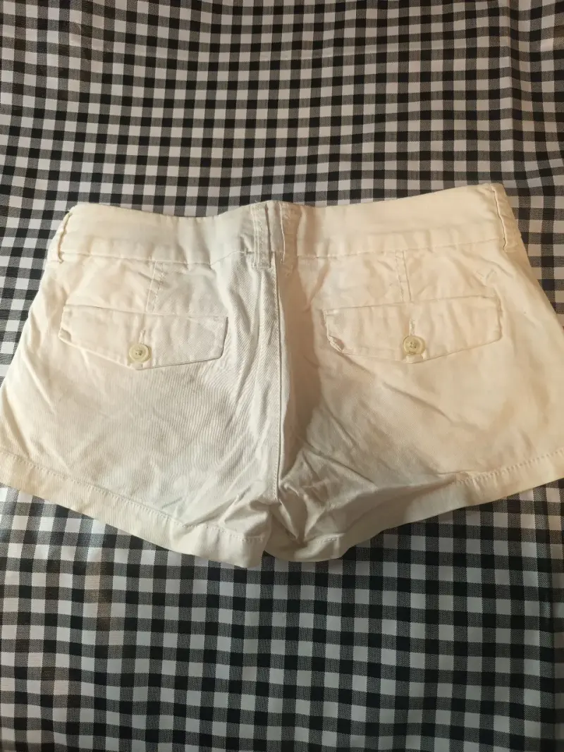 Shorts blancos de mujer American Eagle - 2