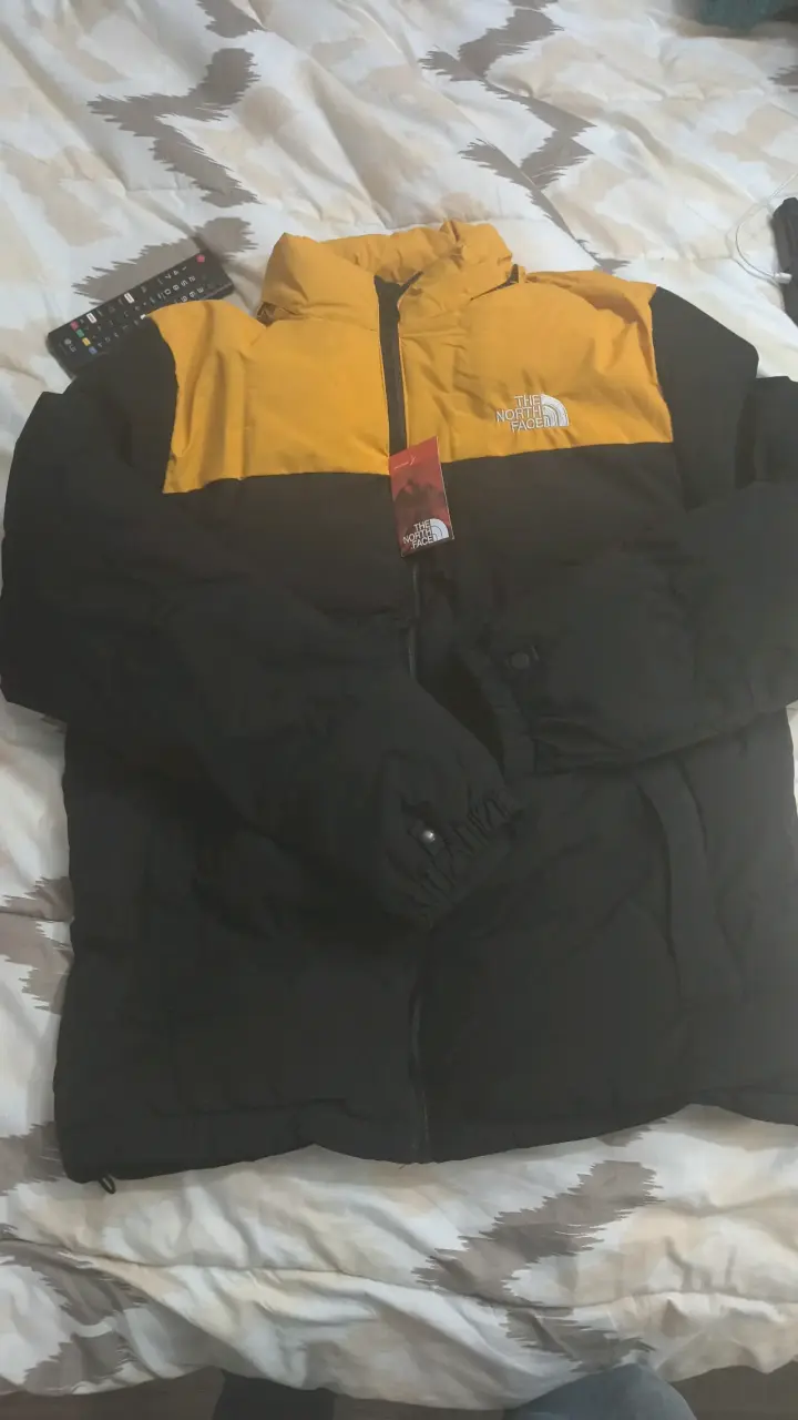 Chaqueta The North Face roja y negra amarilla - 2