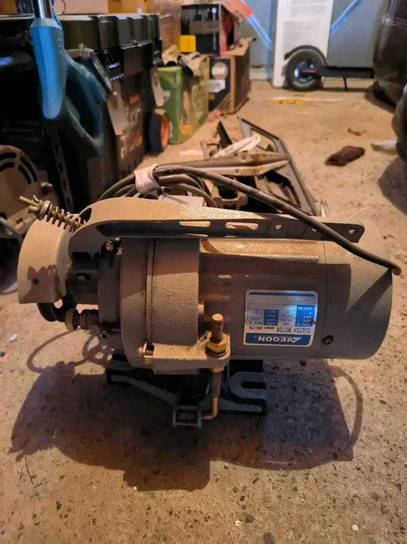 3 Motor eléctrico industrial usado - 2