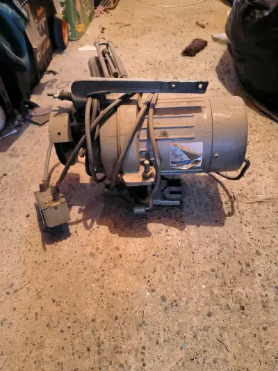 3 Motor eléctrico industrial usado - miniatura 3