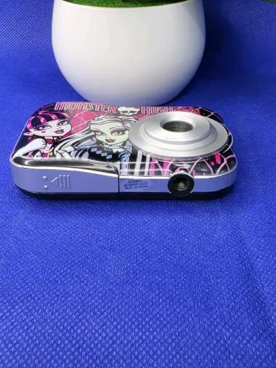 Cámara digital Monster High para colección - miniatura 4