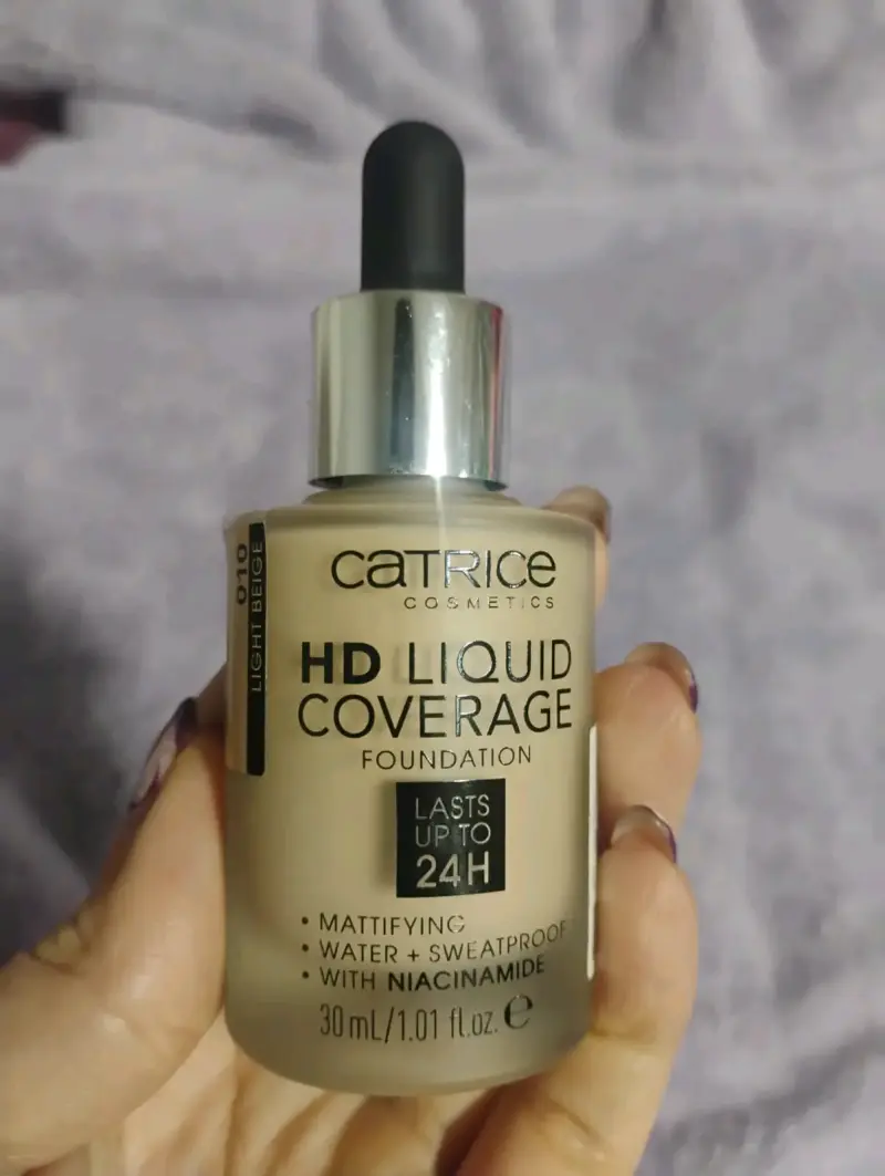 Base líquida Catrice HD Liquid Coverage - 1