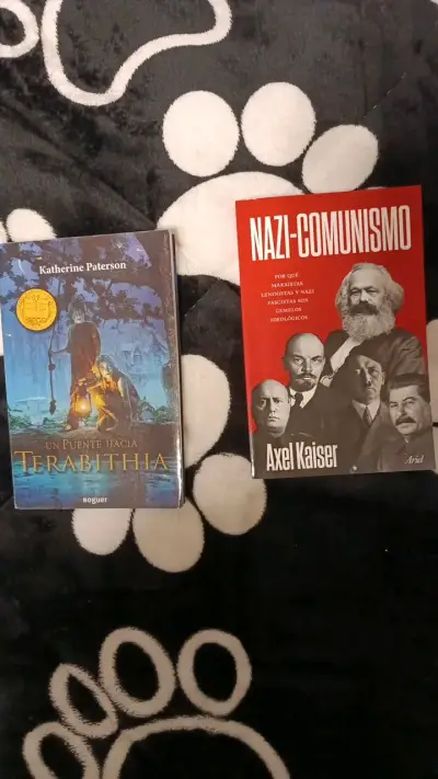 Libros 'Un Puente hacia Terabithia' y 'Nazi-Comunismo' - miniatura 1