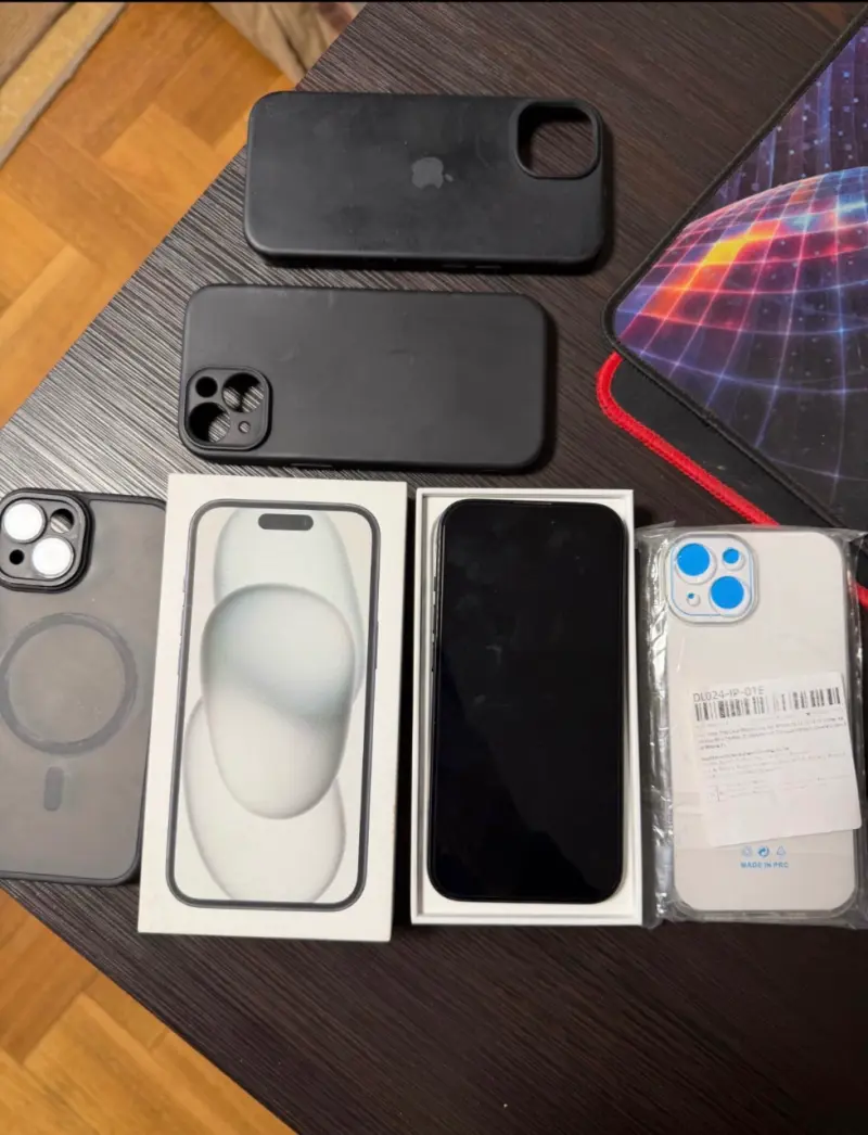 iPhone 15 256GB negro en buen estado - 3