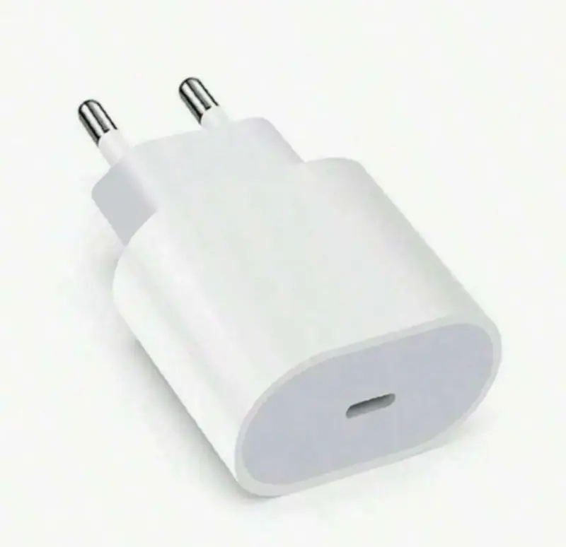 Cargadores USB de pared blancos - 2