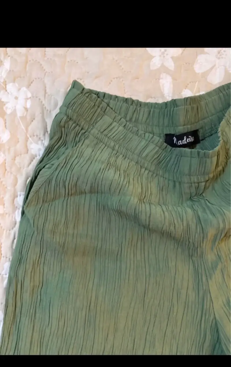 Pantalones verdes talla s - 4