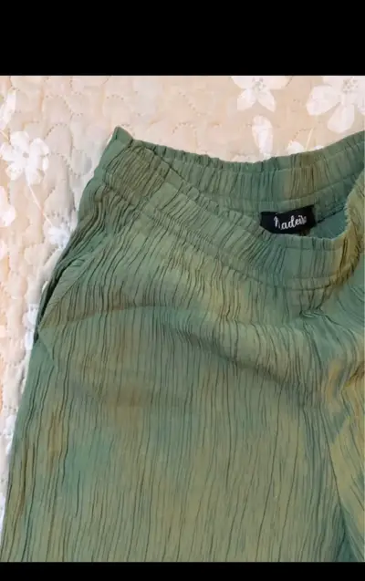 Pantalones verdes talla s - miniatura 4