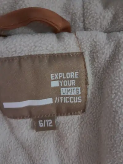 Chaqueta de bebé Ficcus con capucha - miniatura 3