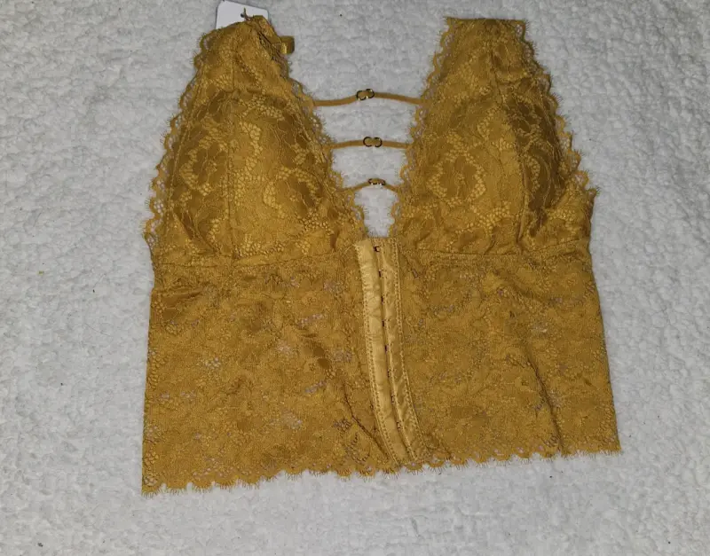 Conjunto de bralettes de encaje multicolor - 2