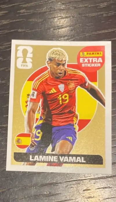 Lamine Yamal Extra Sticker Oro - miniatura 1