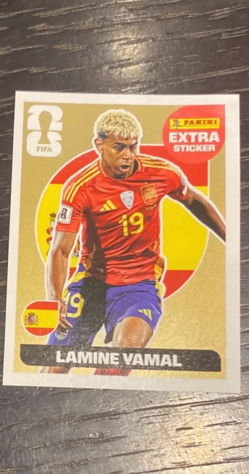 Lamine Yamal Extra Sticker Oro - 2