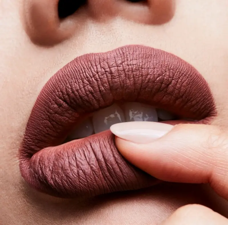 Labial Mac Retro Matte Liquid Topped With Brandy - 4