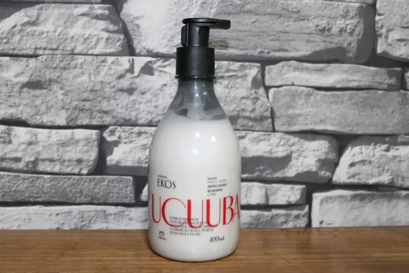 Loción corporal Natura Ekos Ucuuba 400ml