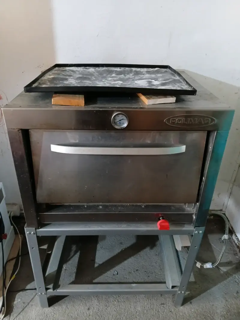 Horno industrial Polmaq con termómetro - 1