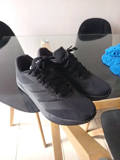 Zapatillas deportivas negras para hombre - miniatura 2