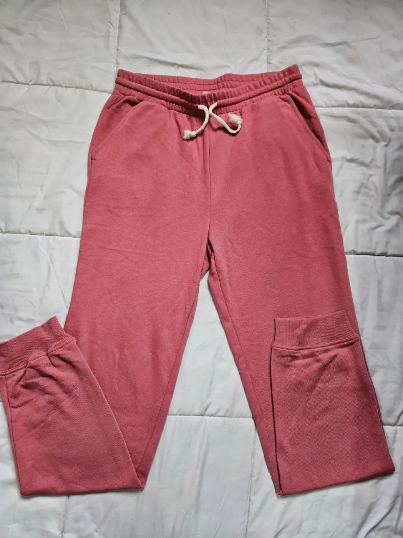 Pantalones deportivos rosados para mujer - 1