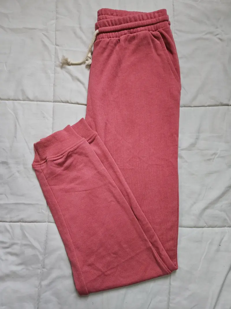 Pantalones deportivos rosados para mujer - 2