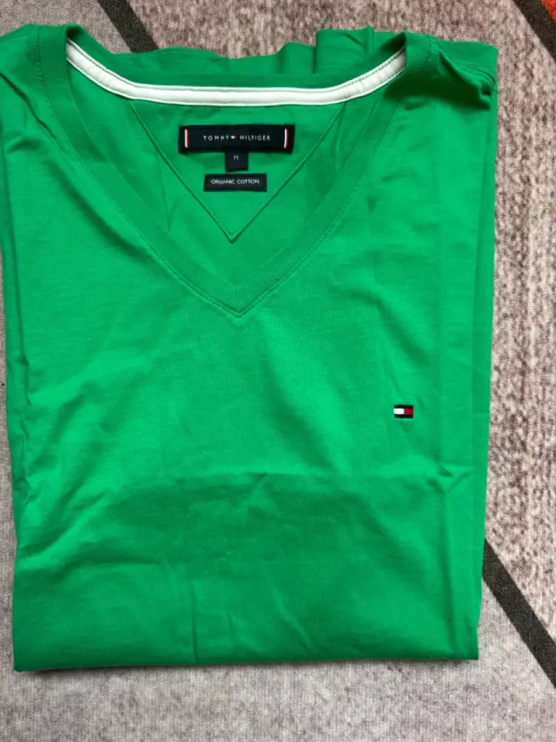 Polera verde Tommy Hilfiger de algodón - 2
