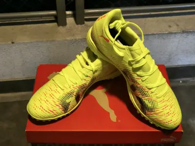Zapatillas Puma Future 8 Play TT amarillas - miniatura 4