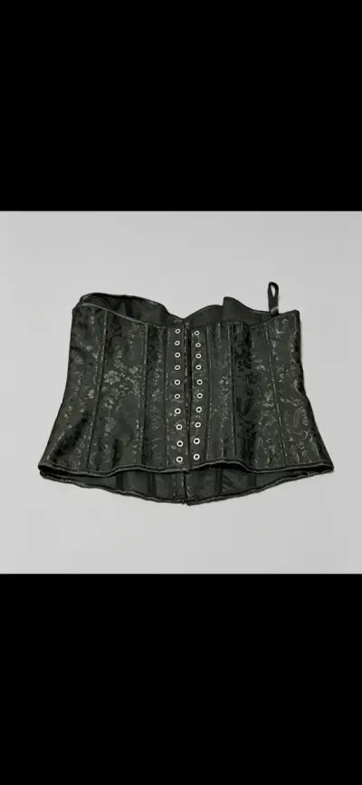 Vendo Lote 20 piezas de ropa y accesorios juvenil - miniatura 5