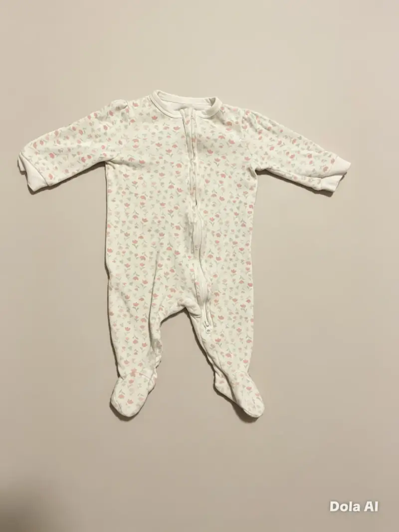 Lote de 50 piezas de ropa bebé 3M - 6