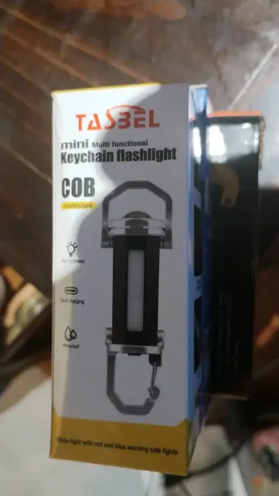 Lote linterna, lámpara y luz  LED recargable - miniatura 4