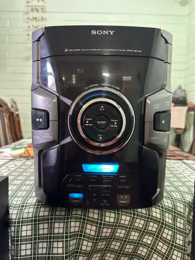 Sony GPX8 1800whatts de potencia - miniatura 3