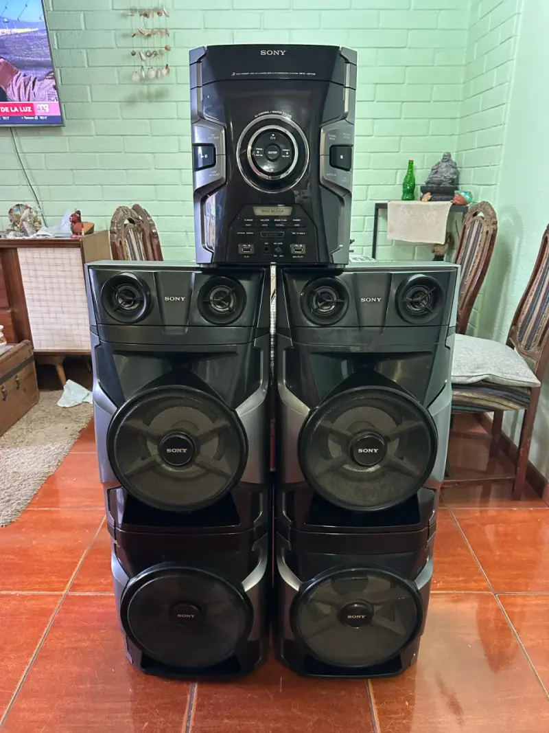 Sony GPX8 1800whatts de potencia - 4
