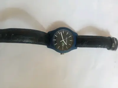 Reloj Lacoste azul con correa de cuero - miniatura 2