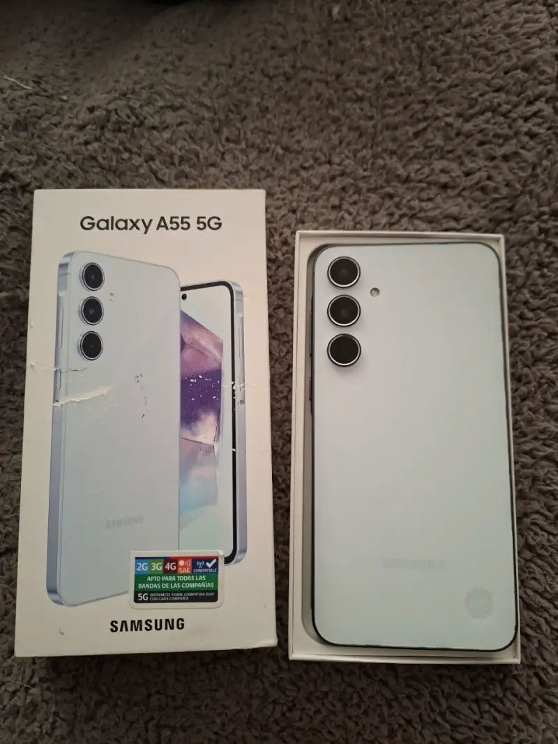 Samsung Galaxy A55 5G blanco en buen estado - 1