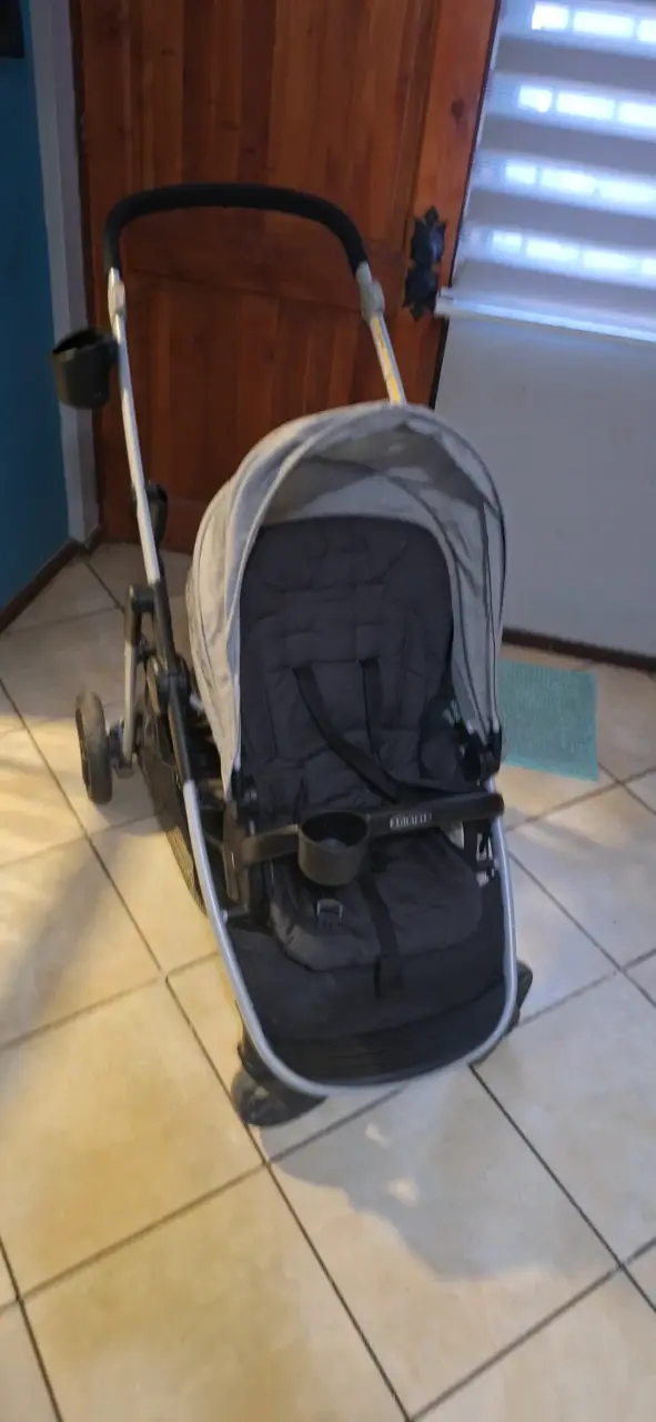 Coche doble Graco gris en buen estado - 4
