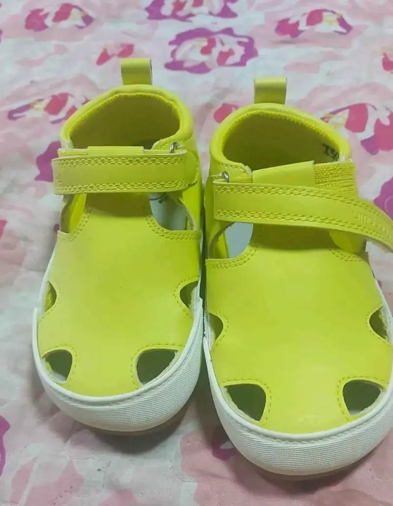 Sandalias amarillas para bebé Umababy - 3