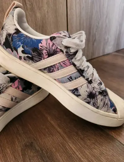 Zapatillas Adidas talla 37.5 - miniatura 2