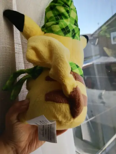 Peluche Pikachu original - miniatura 2