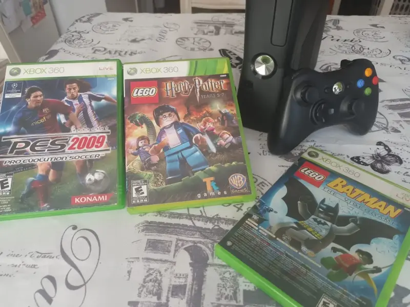 Consola Xbox 360 con Kinect y juegos - 3