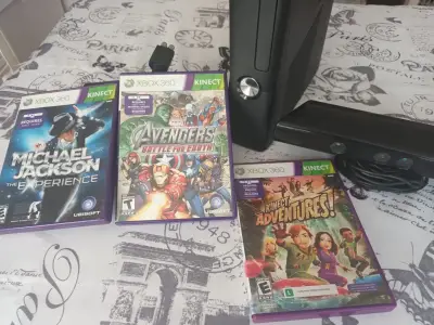 Consola Xbox 360 con Kinect y juegos - miniatura 4