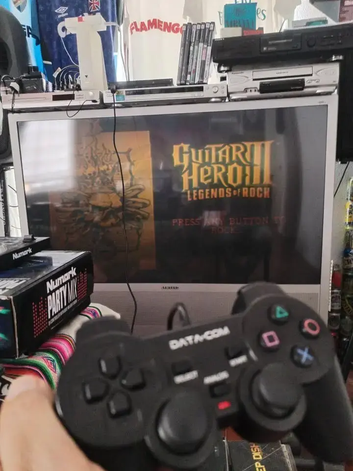 Guitar Hero III: Legends of Rock PS2 (Alternativo) - 3