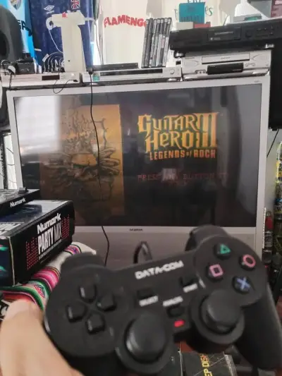 Guitar Hero III: Legends of Rock PS2 (Alternativo) - miniatura 3