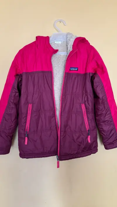 Chaqueta Patagonia bicolor con capucha - miniatura 2