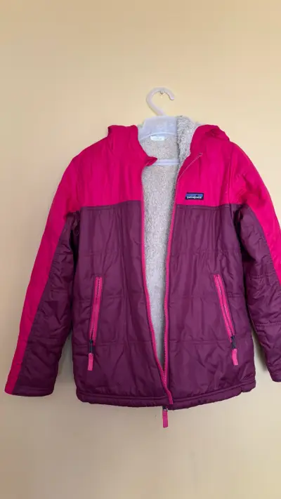 Chaqueta Patagonia bicolor con capucha - miniatura 3