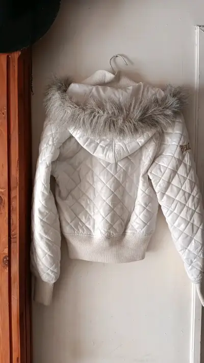 Chaqueta acolchada blanca Everlast con capucha - miniatura 2