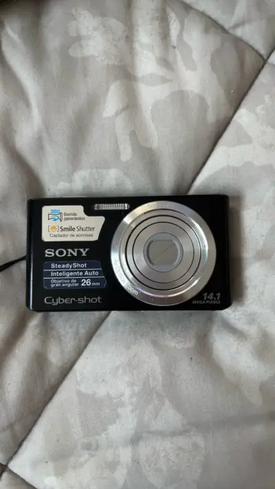 Cámara Sony Cyber-shot 14.1 MP negra - miniatura 1