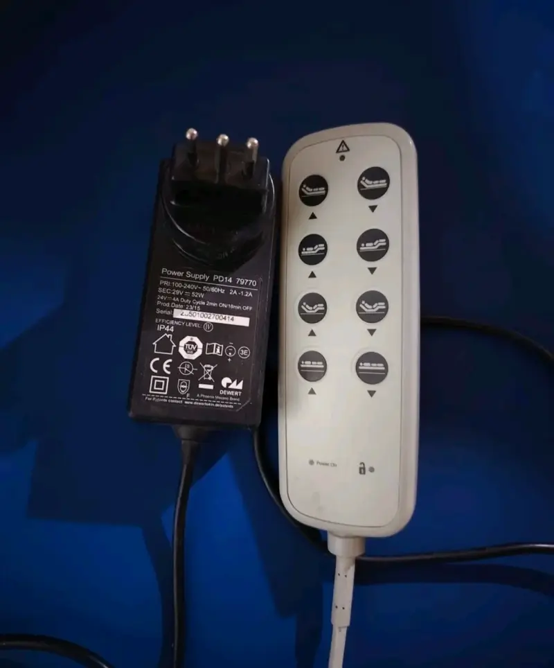 Cama clínica eléctrica ajustable - 3